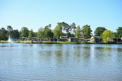 009 4 persoons chalet op park aan meer