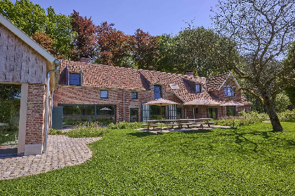023 Villa Lactea