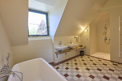 053 Villa Lactea