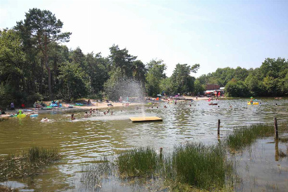 015 Leuke 6 persoons mobile home op Vakantiepark Baalse Hei in het Belgische Turnhout