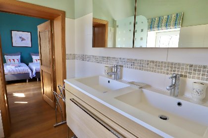 018 La Tour de la Chapelle 018 La Tour de la Chapelle