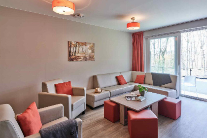 007 Comfortabel 10 persoons appartement op vakantiepark met zwembad