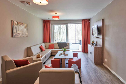 015 Comfortabel 10 persoons appartement op vakantiepark met zwembad