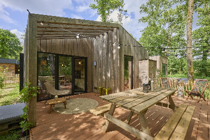 009 Cabin 22