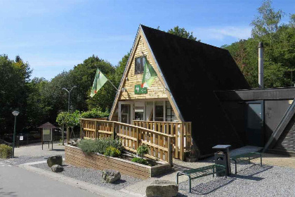 043 Prachtig vakantiehuis in Durbuy met schitterend uitzicht op de bossen