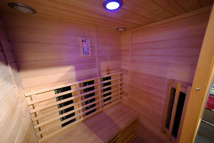 005 Knus 8 persoons vakantiehuis nabij La Roche.   Vakantiehuis met sauna en WiFi