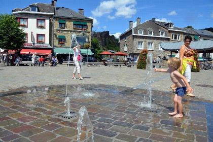 007 Luxe 11 persoons vakantiehuis in de Ardennen   met zwembad, hottub en sauna