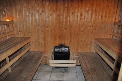 005 Ruim 30 persoons groepsaccommodatie nabij La Roche   vakantiehuis met sauna