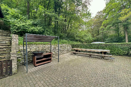 008 Luxe 18 persoons wellness groepsaccommodatie in de Ardennen