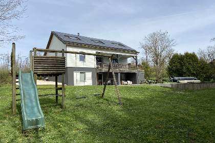 004 14 persoons vakantiehuis met prive zwembad in de Ardennen