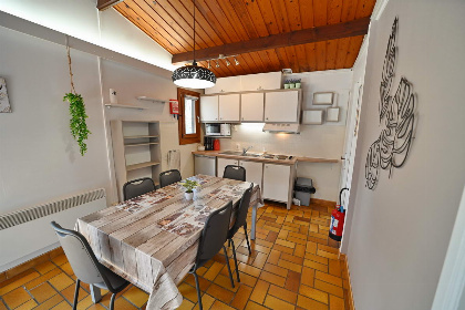 003 Chalet voor 4 personen op vakantiepark Village de Vacances Oignies