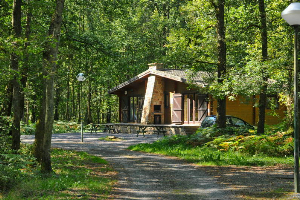 Geschakeld chalet voor 4 volwassenen en 2 kinderen op Village de Vacances Oignies