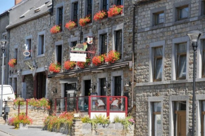 023 Prachtige Lodge voor 6 personen middenin de Ardennen