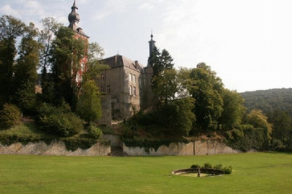 027 Prachtige Lodge voor 6 personen middenin de Ardennen