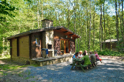 001 Vrijstaand chalet voor 6 personen midden in de bossen in de Ardennen