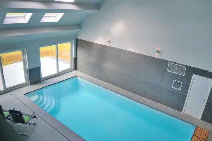 010 Luxe 12 persoons villa met binnenzwembad en wellness   nabij Durbuy