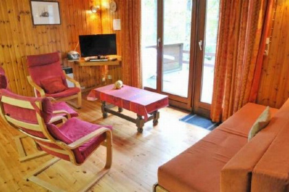 008 Sfeervolle houten bungalow voor 4 personen op vakantiepark