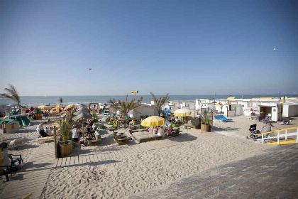 018 4 persoons Penthouse met rooftopterras en zeezicht in Blankenberge