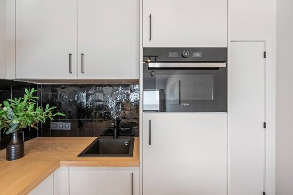 007 Malibu Beach 4A 007 Malibu Beach 4A