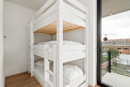 012 Maple Leaf   03.02   garage