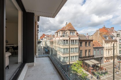 014 Maple Leaf   03.02   garage