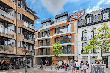 018 Maple Leaf   03.02   garage