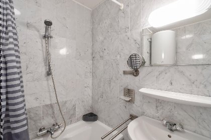 010 Ocean Suites   1108   parking