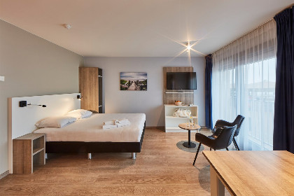004 Studio met gedeeltelijk zeezicht zonder balkon| 2p