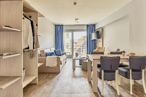 Studio met stadszicht | 4p