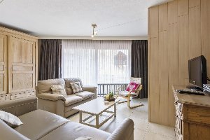 The Gallery DEF   D2