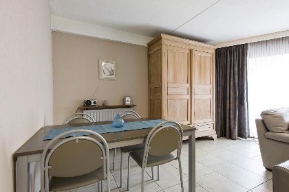 003 The Gallery DEF   D2