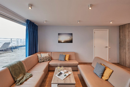 003 Unieke penthouse met panoramisch zeezicht |10p