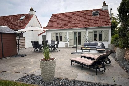 025 Villa Belle Haan