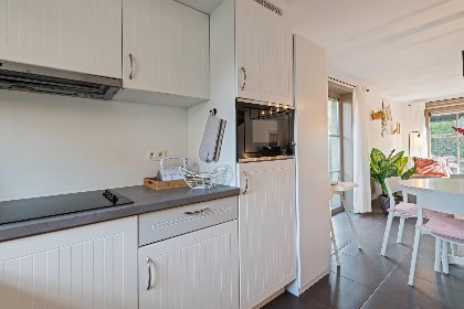 011 Sea Sweet Home