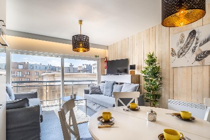 008 Pres de la plage