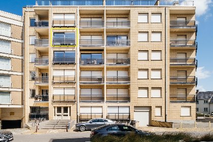 012 Pres de la plage