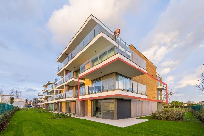 001 Amantha   0102   box 9