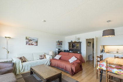 005 Canberra   0803   park. 10