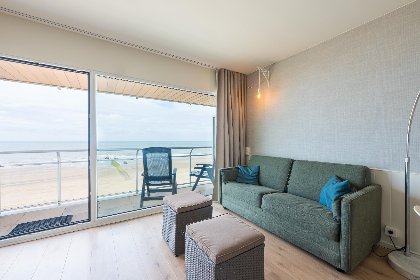 001 Darwin II   0605   box 41 (Green Garden)