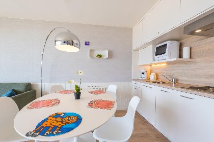 006 Darwin II   0605   box 41 (Green Garden)