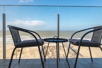 013 Emperador   0401