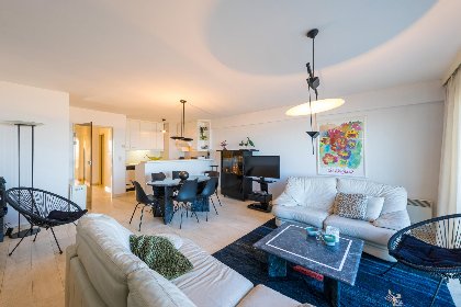 002 Espace II   0401   box 4