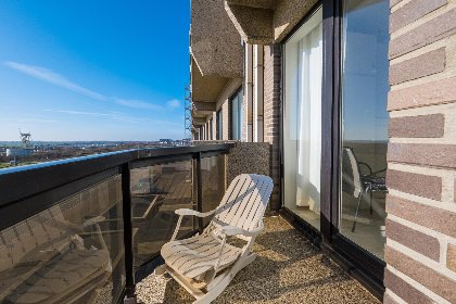 009 Espace II   0401   box 4