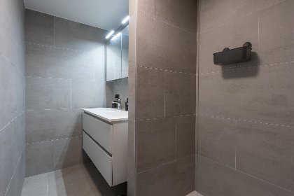 012 Green Lane The Sun   0401   box 60