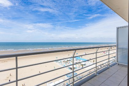 001 Loukojack   0601   park. 12