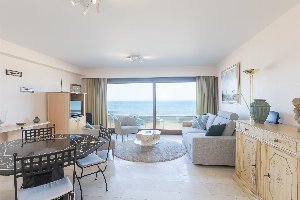 Mesanges   0401   box 1/2 (Peter Pan)