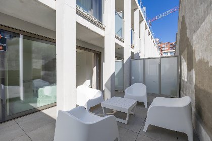 002 Omnia 7   0103   park. 5