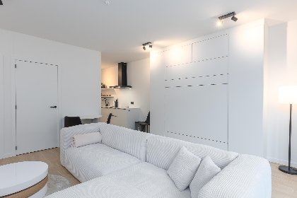 004 Omnia 7   0103   park. 5