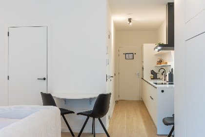 006 Omnia 7   0103   park. 5