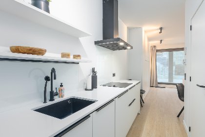 008 Omnia 7   0103   park. 5